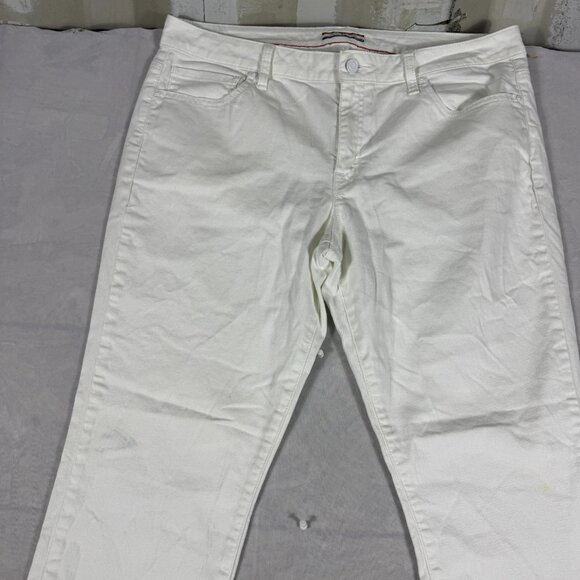 Tommy Hilfiger Boyfriend Jeans Womens White Denim 5-Pocket Modern Style Size 14 - Picture 3 of 16